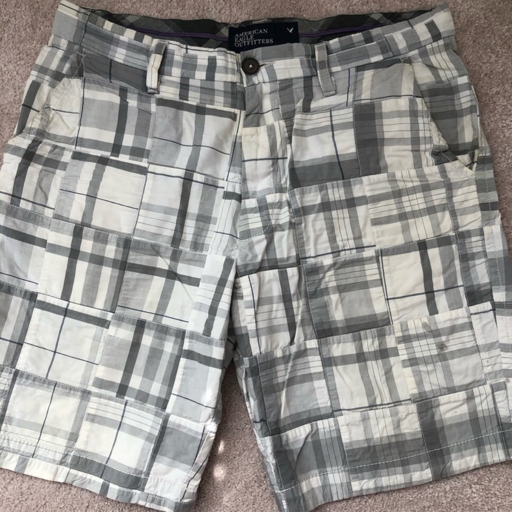 Men’s American Eagle shorts